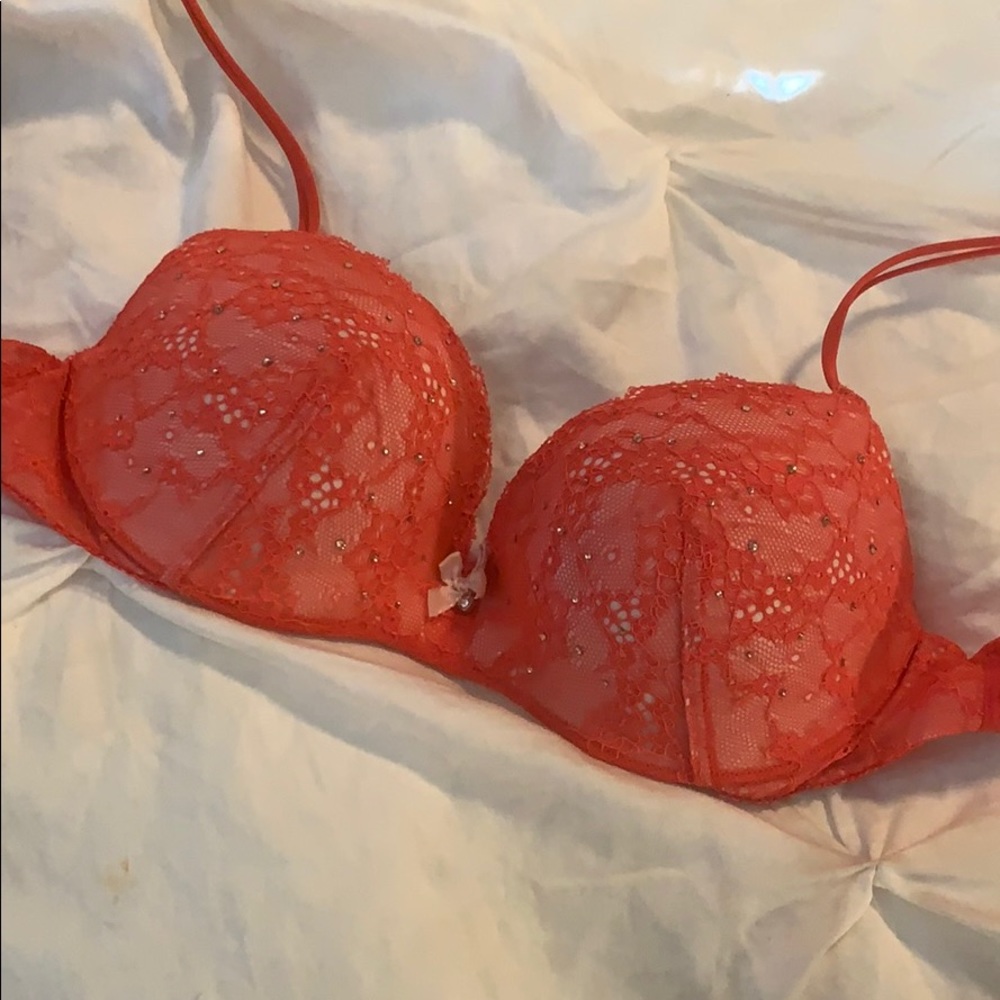 Victoria’s Secret Padded Demi Bra 34C